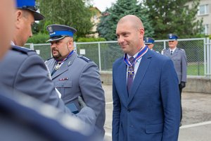 Wręczenie odznaczeń Komendantowi Powiatowemu Policji w Dębicy oraz Staroście Powiatu Dębickiego.
