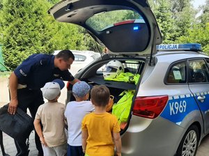 policjant i dzieci