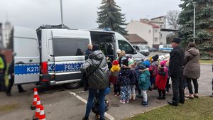 zdjęcia z wizyty przedszkolaków w KMP Przemyśl